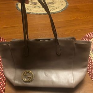 Gucci Tote leather